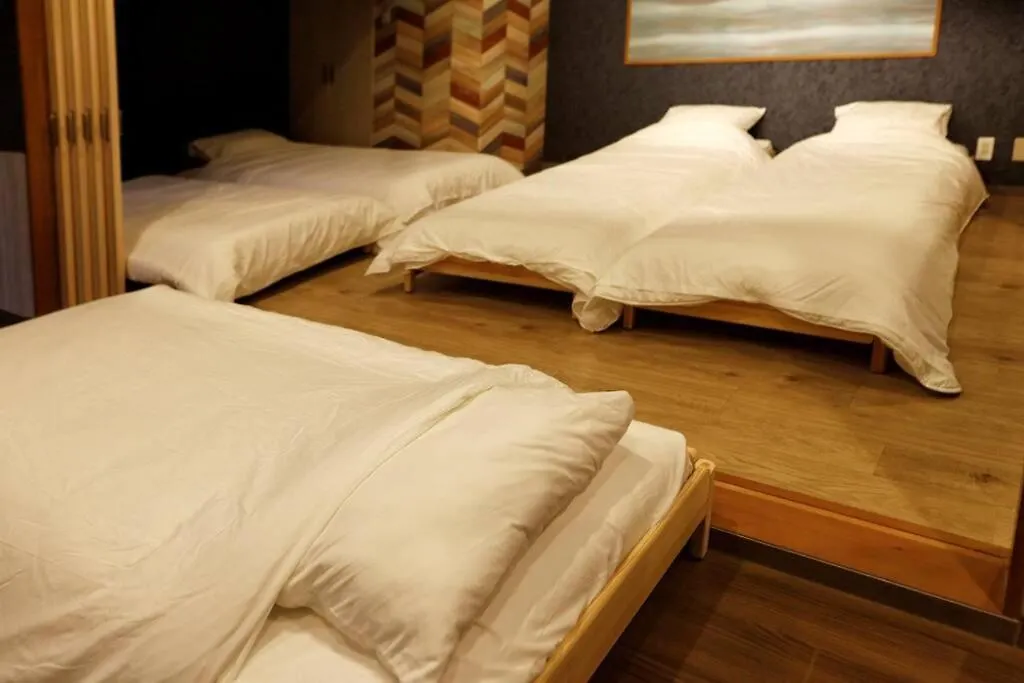 Molinhotels201 -Sapporo Onsen Story- 1L2Room S-Bed8 8Persons 0*, Sapporo